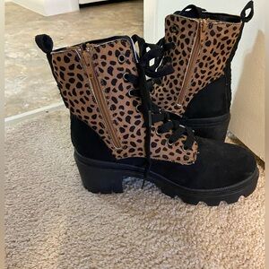 🐆 Platform Boots